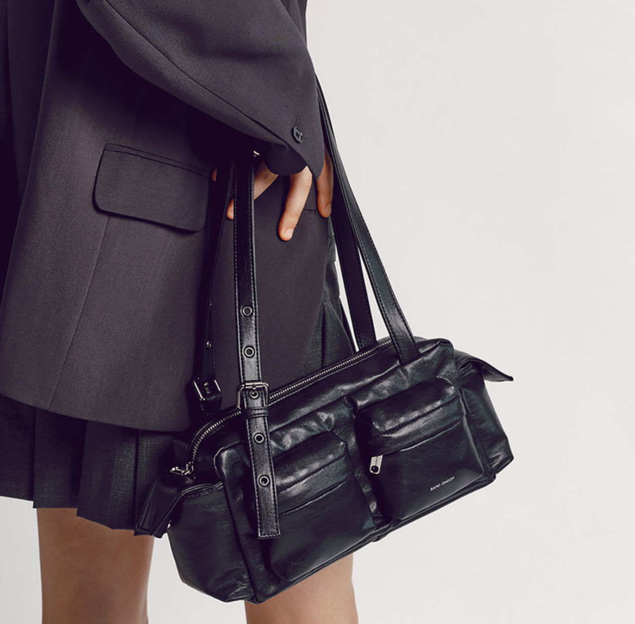 pocket utility bag M nappa black