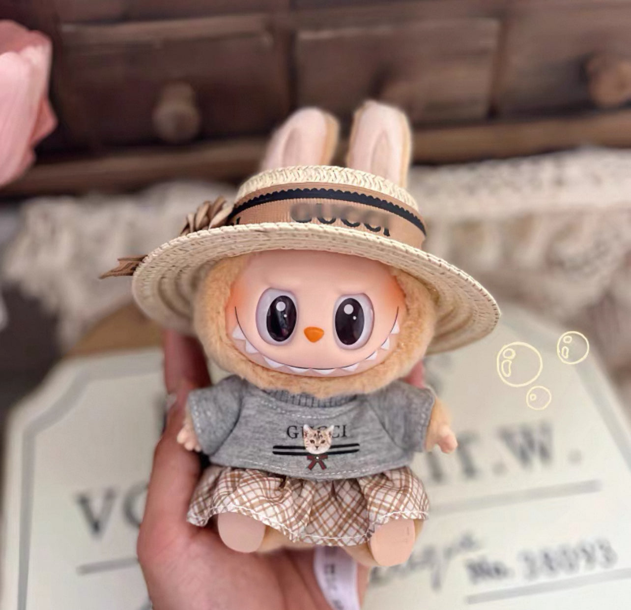 Labubu Outfit: Gucci Whole Outfit