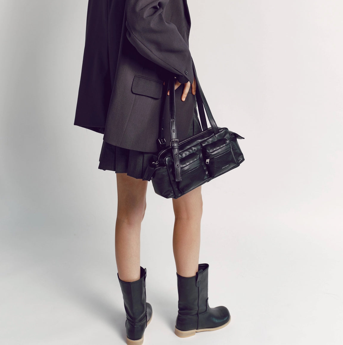 pocket utility bag M nappa black