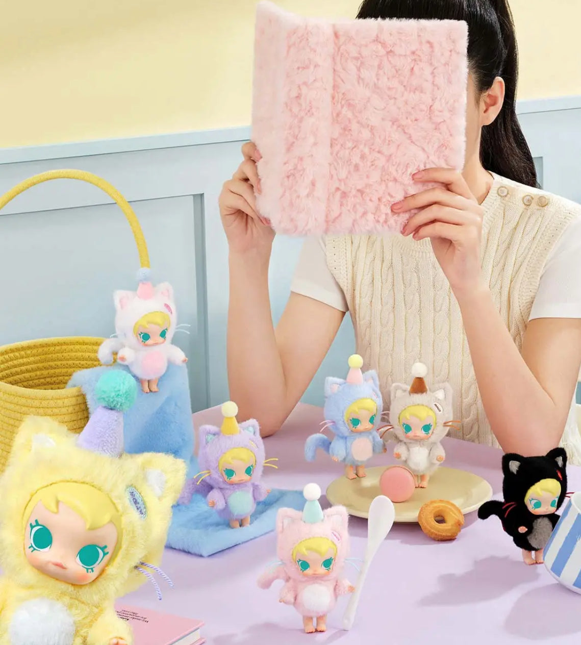 PRE-ORDER STATUS: Baby Molly Pocket Friends Series-Vinyl Plush Pendant Blind Box
